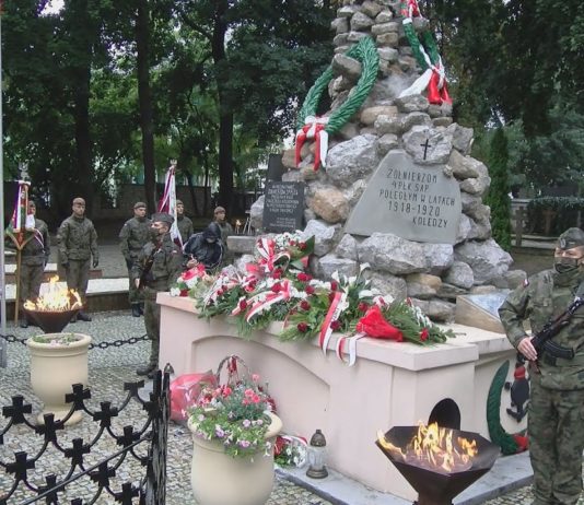 UPAMIĘTNILI OFIARY WIELKIEJ WOJNY – UROCZYSTOŚCI PATRIOTYCZNE W SANDOMIERZU