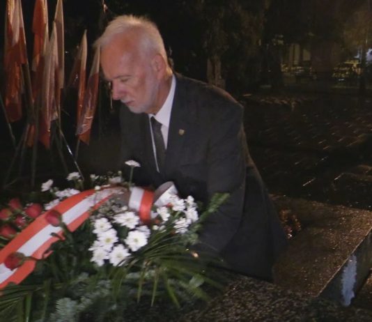 NIGDY WIĘCEJ WOJNY – TARNOBRZEG PAMIĘTAŁ O BOHATERACH