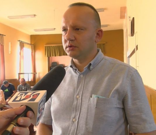 SŁUCHAJĄ GŁOSU MIESZKAŃCÓW – ZEBRANIA WIEJSKIE W BARANOWIE SANDOMIERSKIM