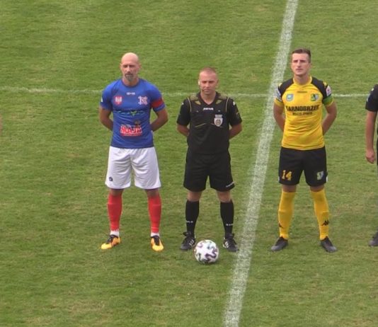 PÓŁMETEK PIŁKARSKIEJ JESIENI – WISŁA I SIARKA W ODMIENNYCH NASTROJACH