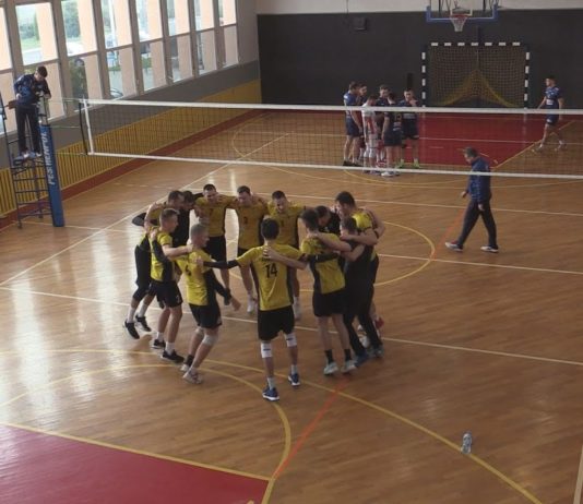 EFEKTOWNE ZWYCIĘSTWO SIATKARZY SIARKI – KLIMA BŁAŻOWA POKONANA