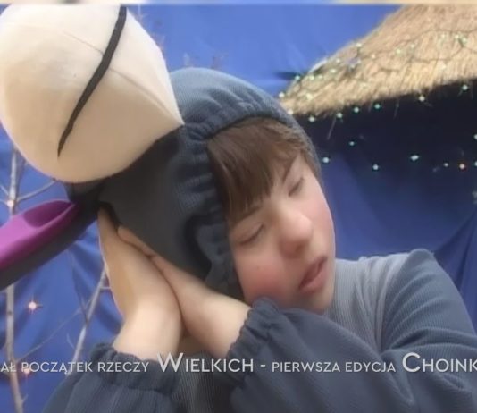 TAK WYGLĄDAŁ POCZĄTEK RZECZY WIELKICH – CHOINKA ŻYCZEŃ