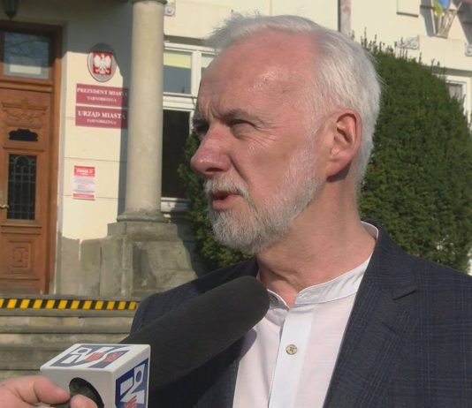 SAMORZĄDY DLA LECZNICY – POMOC DLA SZPITALA POWIATOWEGO W NOWEJ DĘBIE