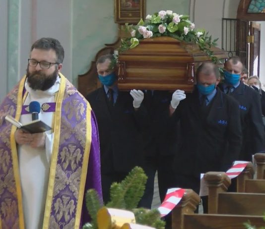 UPAMIĘTNILI UCHWALENIE KONSTYTUCJI – KAMERALNE ŚWIĘTOWANIE W GMINIE GORZYCE