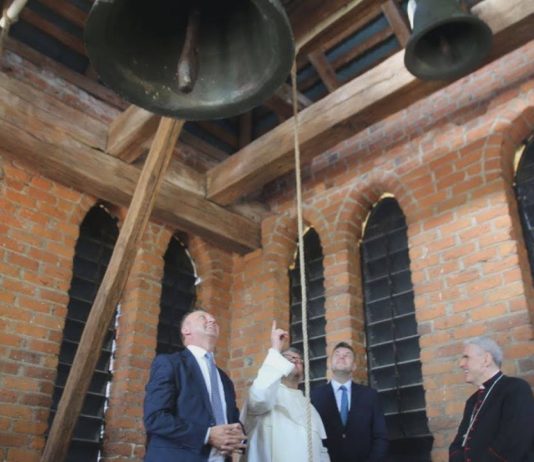 OBJAZDOWE ŚWIĘTO DOŻYNKOWE – TAKIE DOŻYNKI TYLKO W GRĘBOWIE