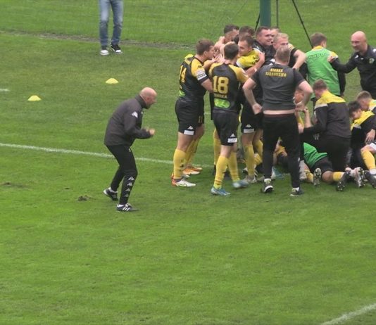 PAWEŁ MRÓZ BOHATEREM DERBÓW PODKARPACIA – SIARKA POKONAŁA STAL!