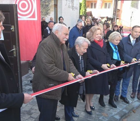 WIELKA UROCZYSTOŚĆ W BARANOWIE SANDOMIERSKIM – OTWARCIE MUZEUM TEATRU POLSKIEGO RADIA