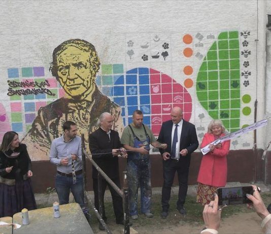 STANISŁAW JACHOWICZ UPAMIĘTNIONY – W TARNOBRZEGU POWSTAŁ MURAL