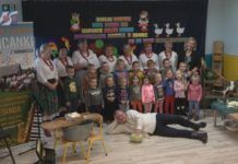 POKAZ TRADYCYJNEGO KISZENIA KAPUSTY – „OCICANKI” Z WIZYTĄ W SANDOMIERZU