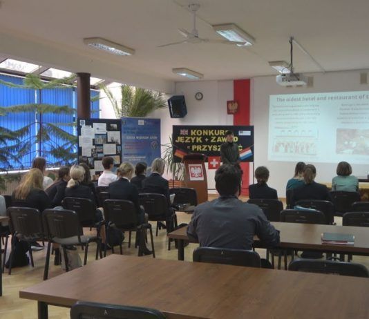 JĘZYK+ZAWÓD=PRZYSZŁOŚĆ – REGIONALNY KONKURS W „PRYMASÓWCE”
