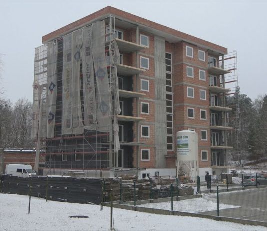 NOWA DĘBA: JAK WYGLĄDA ROZWÓJ BUDOWNICTWA MIESZKANIOWEGO?