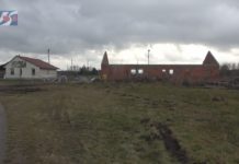 TRWA BUDOWA NOWEJ SZATNI – INWESTYCJA W MIEJSCOWOŚCI JADACHY