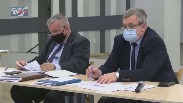 UCHWALILI REKORDOWY BUDŻET – JAKIE SĄ PLANY SAMORZĄDU POWIATU TARNOBRZESKIEGO?