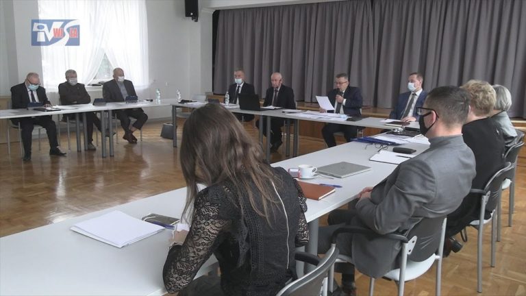 W GRĘBOWIE ZGODA I WSPÓŁPRACA – UCHWALONO BUDŻET NA 2022 ROK