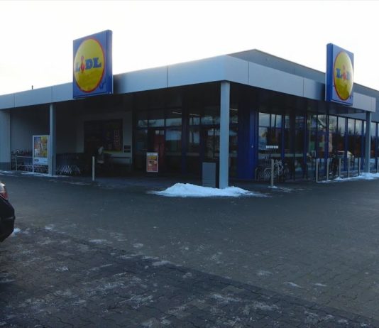 POWSTAŁY DWA DUŻE MARKETY – NOWOŚCI DLA MIESZKAŃCÓW NOWEJ DĘBY