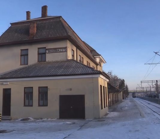 DWORZEC PKP W TARNOBRZEGU – CZY WRESZCIE PRZESTANIE STRASZYĆ?