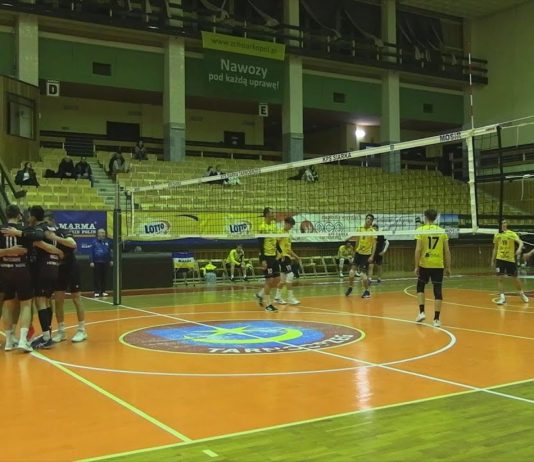 KLĘSKA SIATKARZY SIARKI TARNORBZEG – SZYBKIE ZWYCIĘSTWO TKF ANILANA RAKSZAWA