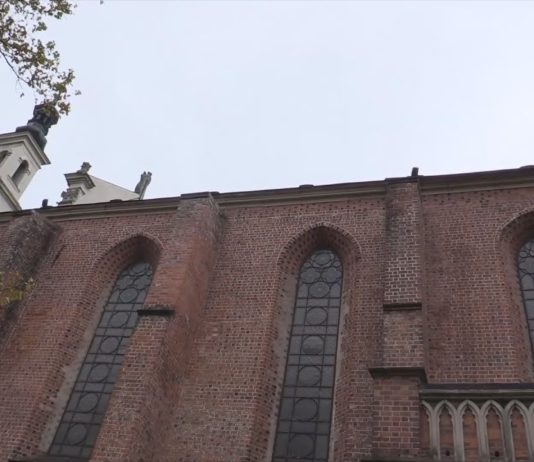 ZABYTKI ODZYSKUJĄ BLASK – MINISTERIALNE WSPARCIE DLA ZIEMI SANDOMIERSKIEJ