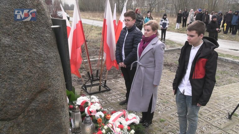 PAMIĘTALI O KATYNIU I SMOLEŃSKU – UROCZYSTOŚĆ PATRIOTYCZNA W TARNOBRZEGU