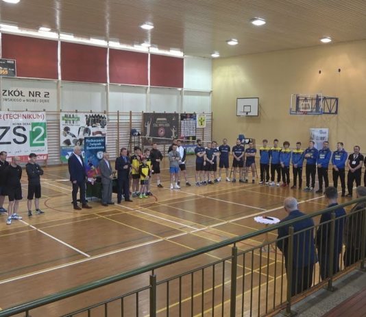 BADMINTON MIAŁ SWOJE ŚWIĘTO – JUBILEUSZ W NOWEJ DĘBIE