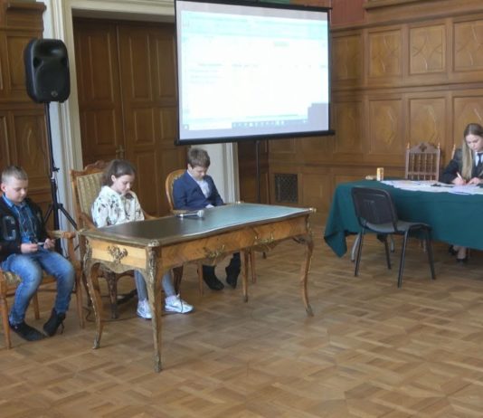 MŁODZIEŻ ZAPOBIEGA POŻAROM – ZMAGANIA W ZAMKU TARNOWSKICH