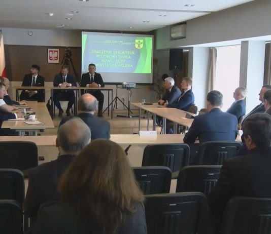 WIELKA SZANSA NA ROZWÓJ – HISTORYCZNA SESJA W NOWEJ DĘBIE