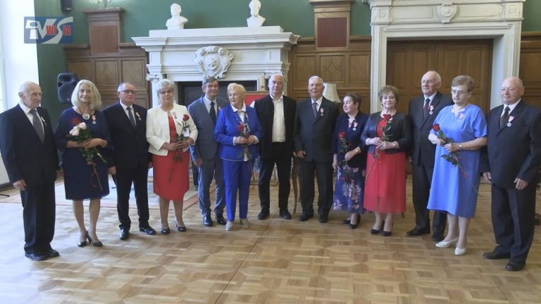 MIŁOŚĆ KRÓLOWAŁA W ZAMKU – JUBILEUSZE MAŁŻEŃSKIE W TARNOBRZEGU