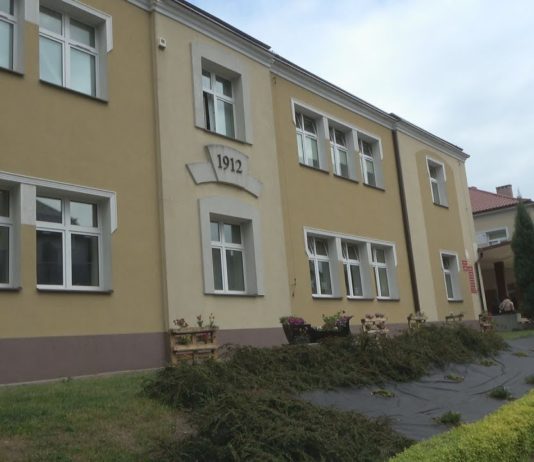 ZAPREZENTOWALI SWOJĄ OFERTĘ – DZIEŃ OTWARTY W TARNOBRZESKIM „ROLNIKU”