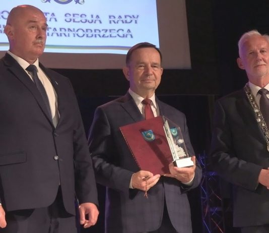 UROCZYSTA SESJA W TARNOBRZEGU – URODZINY MIASTA Z NADANIEM TYTUŁÓW