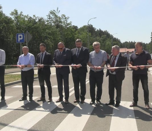 INWESTYCJA DROGOWA EFEKTEM WSPÓŁPRACY – WAŻNA DROGA W NOWEJ DĘBIE ZMODERNIZOWANA