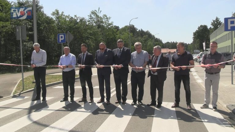 INWESTYCJA DROGOWA EFEKTEM WSPÓŁPRACY – WAŻNA DROGA W NOWEJ DĘBIE ZMODERNIZOWANA