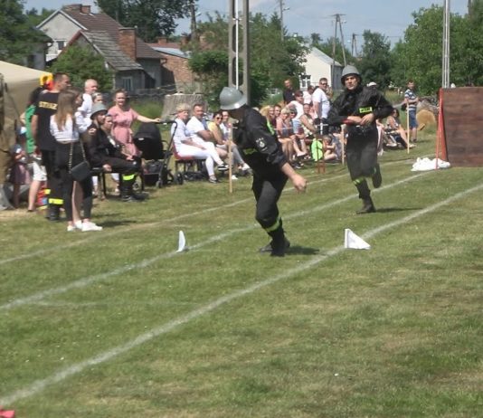 STRAŻACKIE ZAWODY W CHMIELOWIE – RYWALIZACJA DRUHÓW Z GMINY NOWA DĘBA