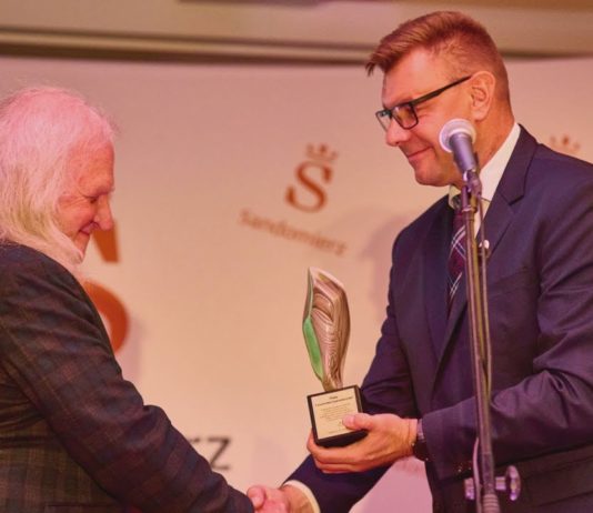 FESTIWAL KRZEMIENIA PASIASTEGO – SANDOMIERZ PROMUJE SWÓJ SYMBOL