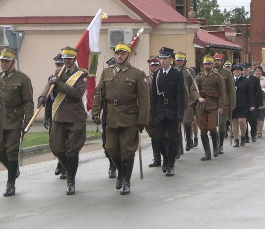 KAWALERZYŚCI ZOSTALI UHONOROWANI – UROCZYSTOŚĆ PATRIOTYCZNA W GORZYCACH