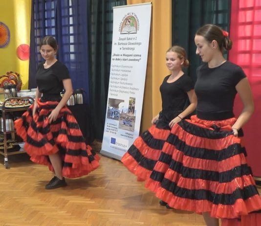 W „ROLNIKU” PODSUMOWALI PROJEKT – UCZNIOWIE ODBYLI ZAGRANICZNE STAŻE