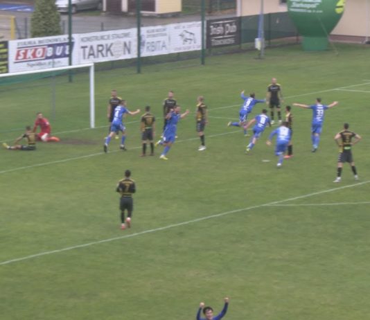 PORAŻKA PIŁKARZY SIARKI TARNOBRZEG – STOMIL OLSZTYN WYWALCZYŁ TRZY PUNKTY