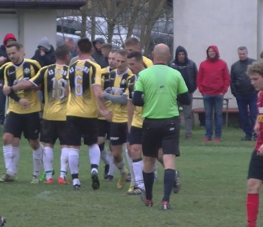 PIŁKARZE OKS WIELOWIEŚ BEZ PUNKTÓW – ZASŁUŻONA WYGRANA KS ŻUPAWA