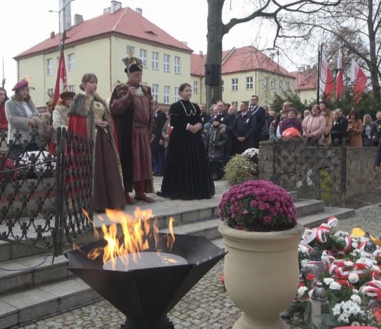 W ROCZNICĘ ODZYSKANIA NIEPODLEGŁOŚCI – UROCZYSTOŚCI PATRIOTYCZNE W SANDOMIERZU