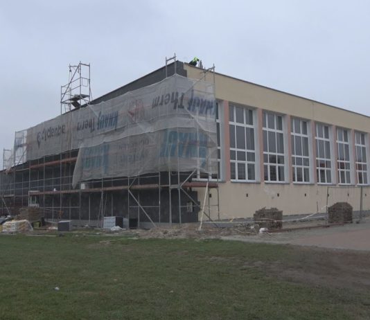 SAMORZĄD NOWEJ DĘBY INWESTUJE – ROZPOCZĘTO PRACE W DWÓCH PLACÓWKACH