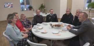 PIERWSZE URODZINY „WIEJSKIEJ PYZY” – W ŚLĘZAKACH ZDOBYWAJĄ NOWYCH KLIENTÓW