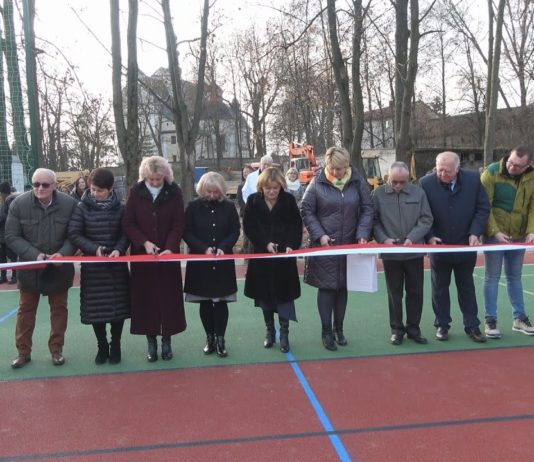UROCZYSTE OTWARCIE NOWEGO BOISKA – W GMINIE ZAWICHOST INWESTUJĄ