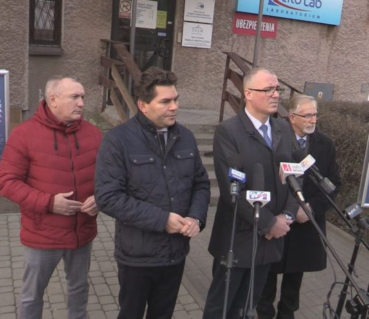 ROZWIĄZANIA NA CZAS KRYZYSU – POLITYCY PIS UDERZAJĄ W PO