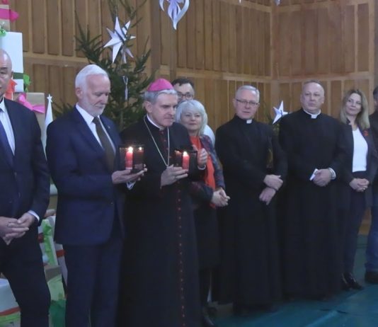 RAZEM ZASIEDLI PRZY STOLE – MIEJSKA WIGILIA W TARNOBRZEGU