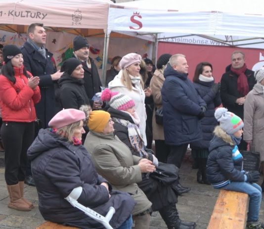 ŚWIĘTOWALI NA STARÓWCE – MIEJSKA WIGILIA W SANDOMIERZU
