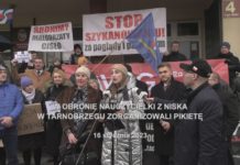 W OBRONIE NAUCZYCIELKI Z NISKA – W TARNOBRZEGU ZORGANIZOWALI PIKIETĘ