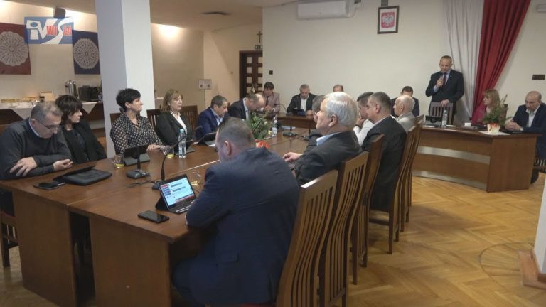 BURMISTRZ ATAKOWANY I OBRAŻANY – AKTY WANDALIZMU W BARANOWIE SANDOMIERSKIM