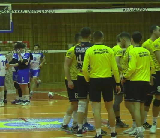 PEWNE ZWYCIĘSTWO SIATKARZY SIARKI – AKADEMICY Z RZESZOWA POKONANI