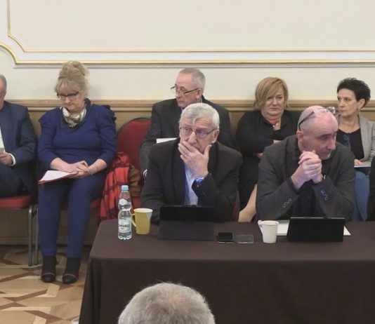 DYSKUSJA O PROBLEMACH LECZNICY – CO DALEJ Z TARNOBRZESKIM SZPITALEM?