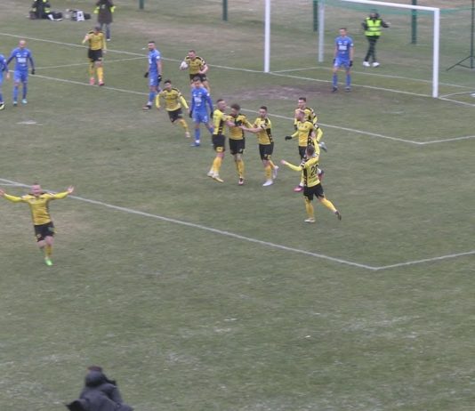 PODZIAŁ PUNKTÓW W TARNOBRZEGU – SIARKA ZREMISOWAŁA Z HUTNIKIEM KRAKÓW