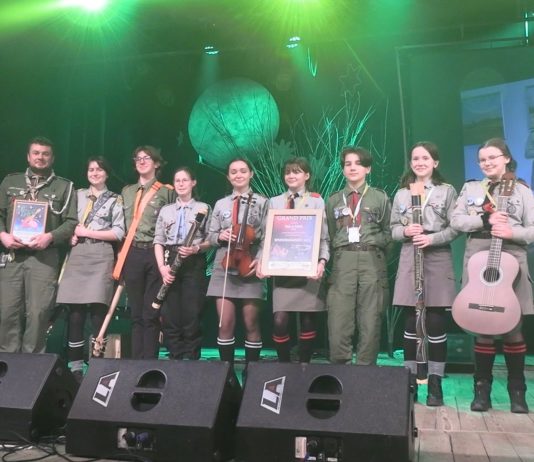 HARCERZE GRALI I ŚPIEWALI – FESTIWAL ŚPIEWOGRANIEC W TARNOBRZEGU